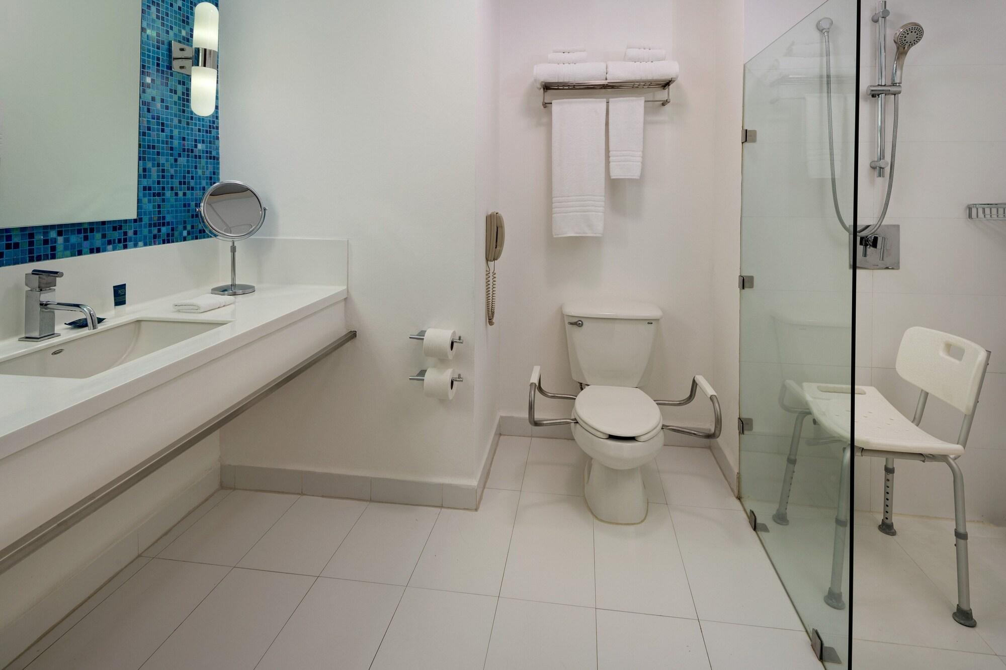 Four Points By Sheraton Monterrey Linda Vista Guadalupe  Extérieur photo