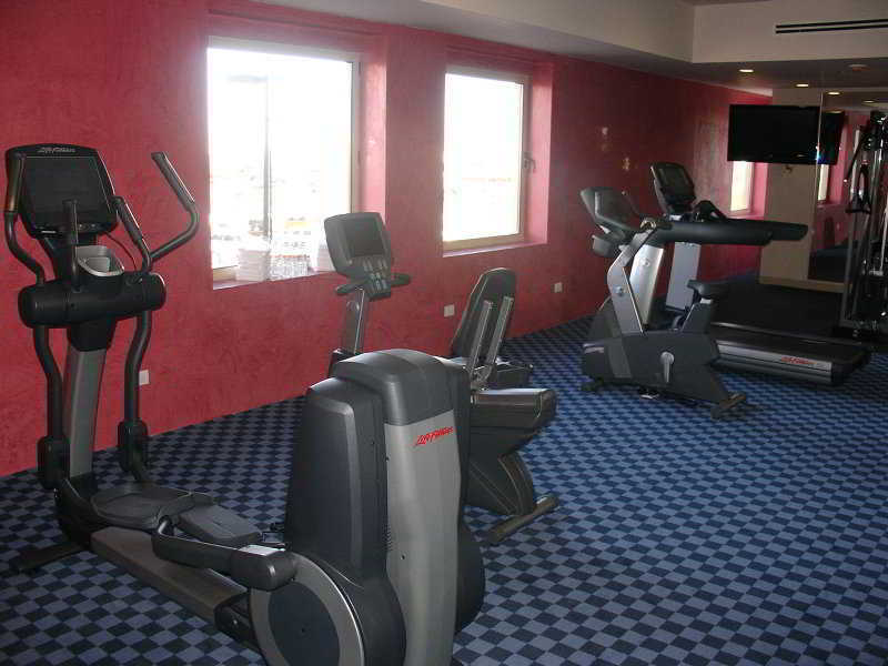 Four Points By Sheraton Monterrey Linda Vista Guadalupe  Extérieur photo